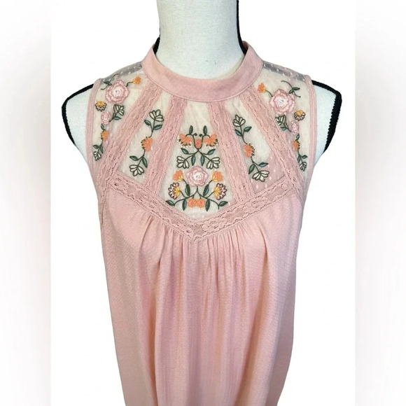 Altar’d State Embroidered Dress Size Medium - Picture 2 of 8